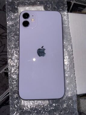Apple iPhone 11 Purple with box